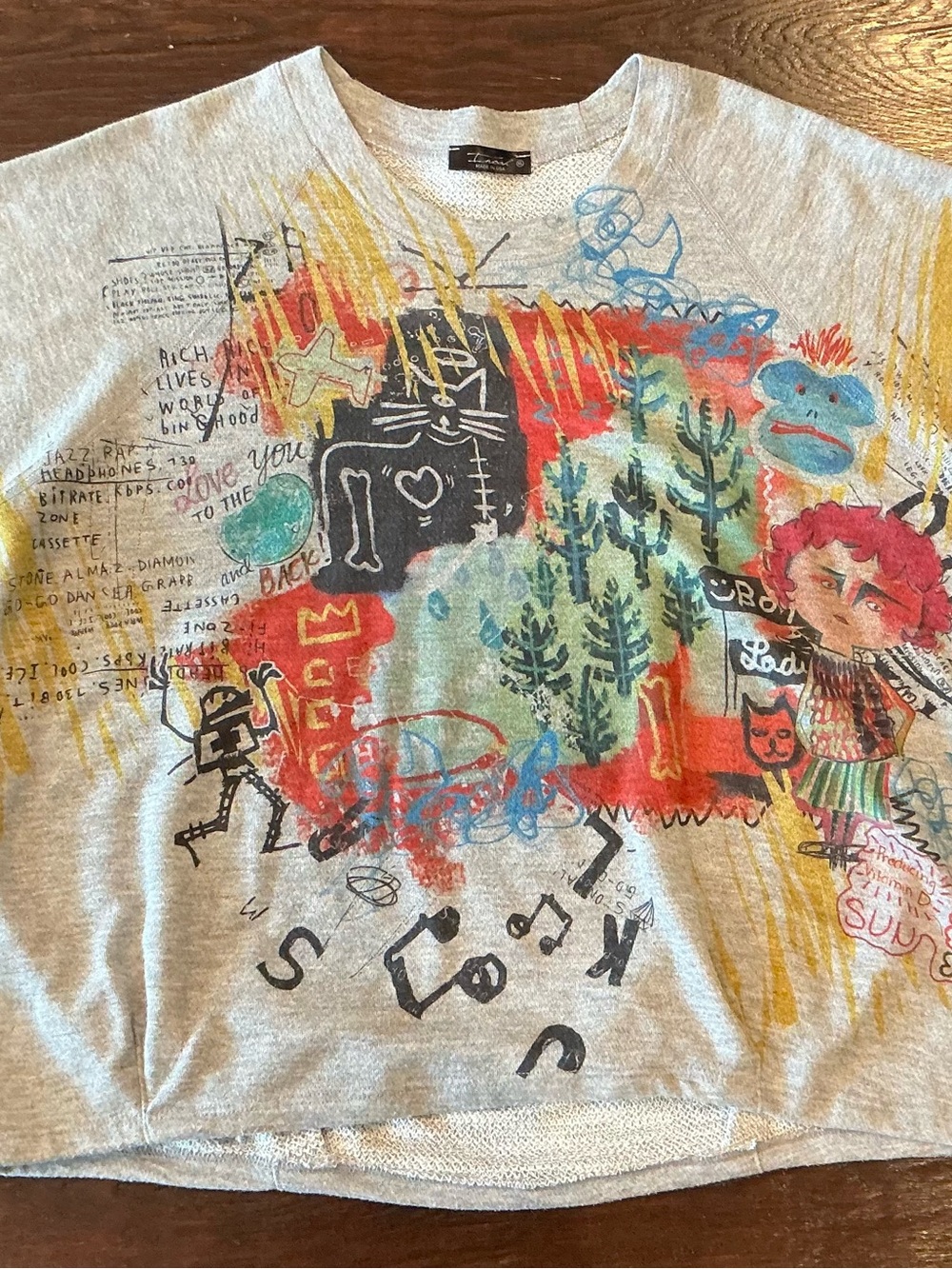 INOAH Colorful Graffiti Art Graphic Sweatshirt Top XL Made in USA